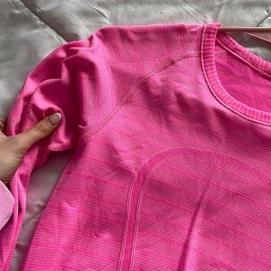 Neon pink lulu swiftly